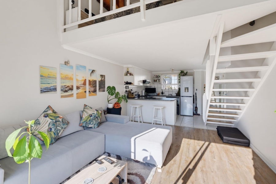 1 Bedroom Property for Sale in Gardens Western Cape
